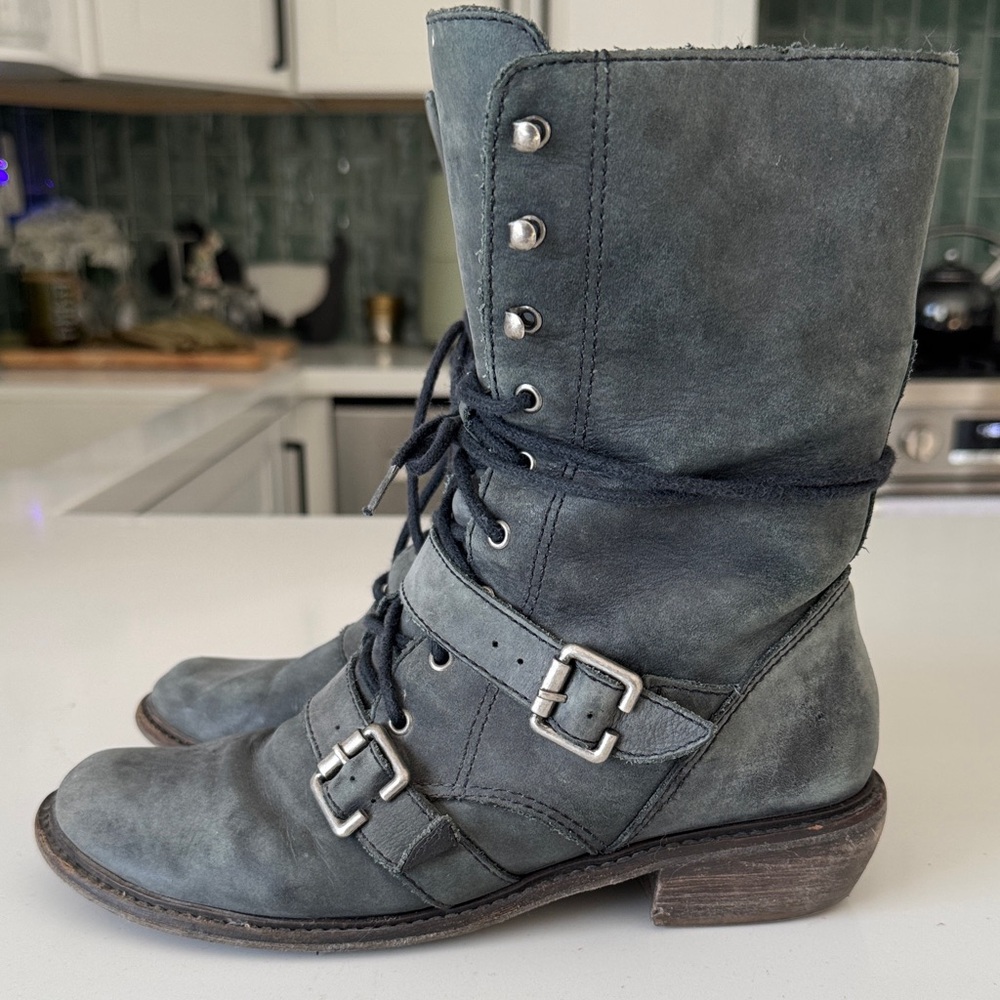 Trouve Sabrina Leather Combat Lace Up Boots - Picture 2 of 5
